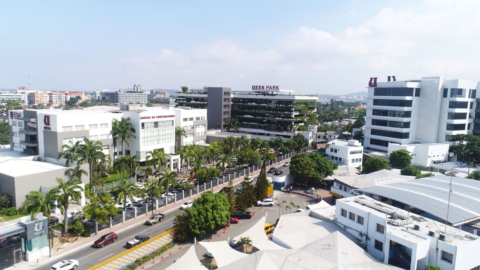 Vista aérea del campus de la UEES, Samborondón